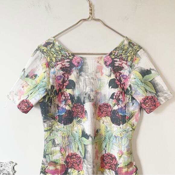 ASOS Floral Textured Short Sleeve Bodycon Dress 10 - Picture 2 of 8